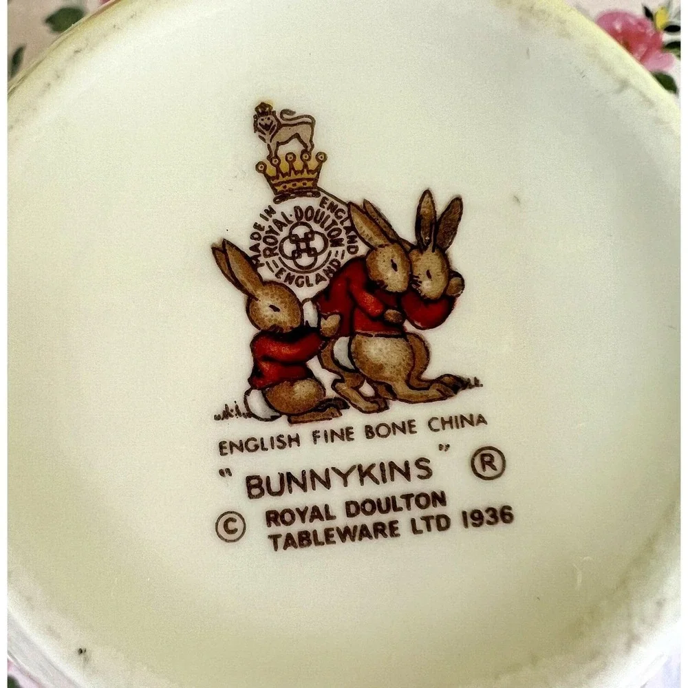 Royal Doulton Bunnykins Fine‎ Bone China Bowl & Mug Set ,1936 Garden Piano Scene